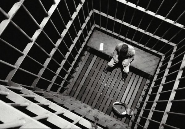 zatvorenik- zatvor- covek 1