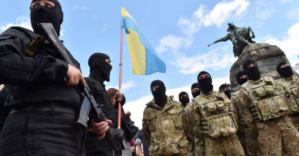 ukrajina- vojska- azov- bataljon