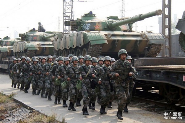 kina- vojska- tenkovi