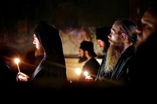 pravoslavlje-crkva-monasi-svestenici